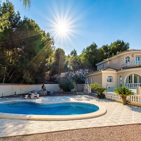 San Miguel - Preciosa Con Piscina Privada Villa